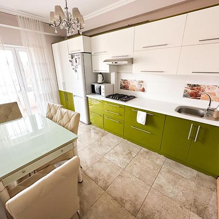 Bright & Quiet 2Room Apartment In City Center Kišiněv Exteriér fotografie